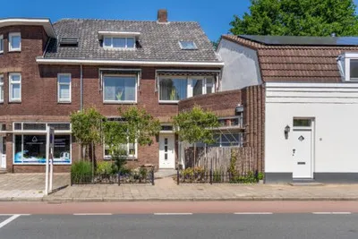 Tussenwoning te koop: Stationsweg 47, Burggraaf Venray