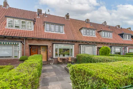 Tussenwoning te koop: Stationsweg 54, Hoofddorp Centrum Noord Hoofddorp