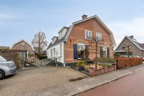 Twee-onder-één-kap te koop: Stationsweg Oost 191, Woudenberg-Oost Woudenberg