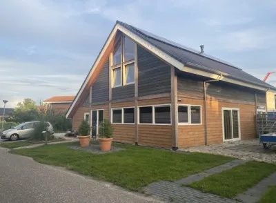 Vrijstaande woning te koop: Staverdense beek 25, Biddinghuizen