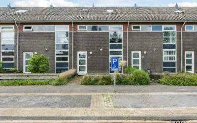 Tussenwoning te koop: Stedewater 73, Kloosterstede Assen