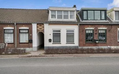 Tussenwoning te koop: Steekterweg 60, Steekterbuurt Alphen Aan Den Rijn