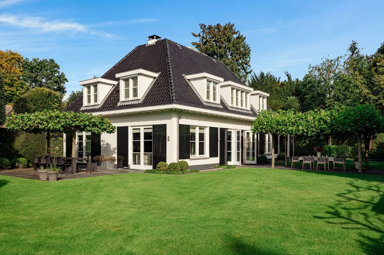 Vrijstaande woning te koop: Steenakker 5, Blaricum
