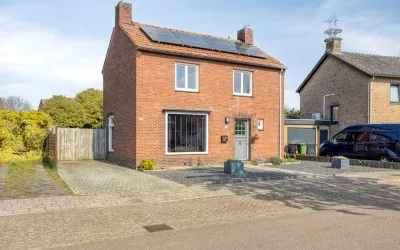 Vrijstaande woning te koop: Steenakkerstraat 49, Brachterbeek Maasbracht
