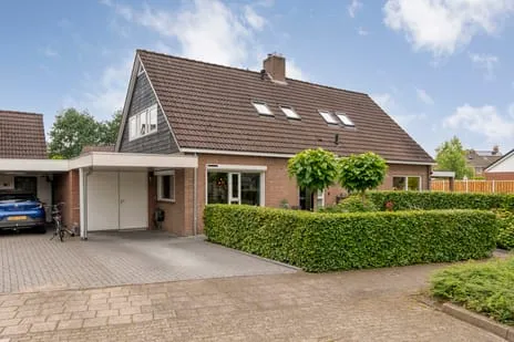 Tussenwoning te koop: Steenbergerwijk 49, Dedemsvaart-Zuidwest Dedemsvaart