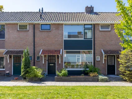 Tussenwoning te koop: Steenbokstraat 40, Noord Hengelo