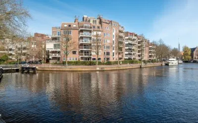 Appartement te koop: Steenhouwerskade 86, Binnenstad-West Groningen