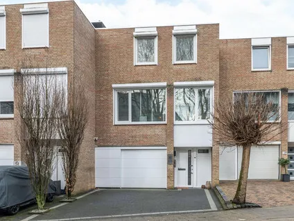 Tussenwoning te koop: Steenkoolstraat 11, Hoensbroek