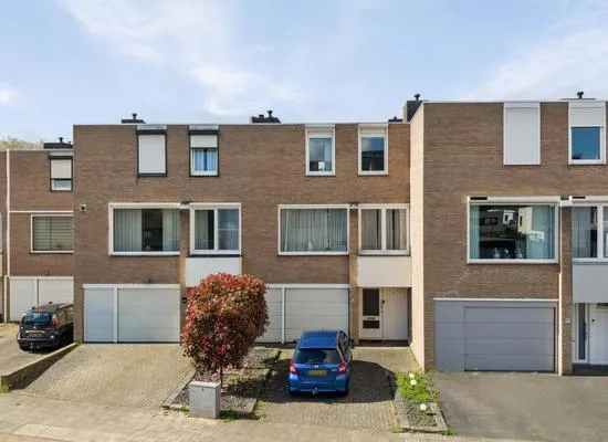 Tussenwoning te koop: Steenkoolstraat 25, Hoensbroek