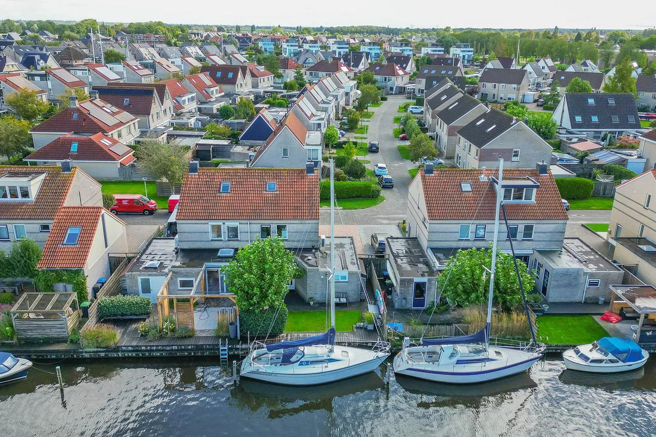 Twee-onder-één-kap te koop: Steenloper 17, Lemmer