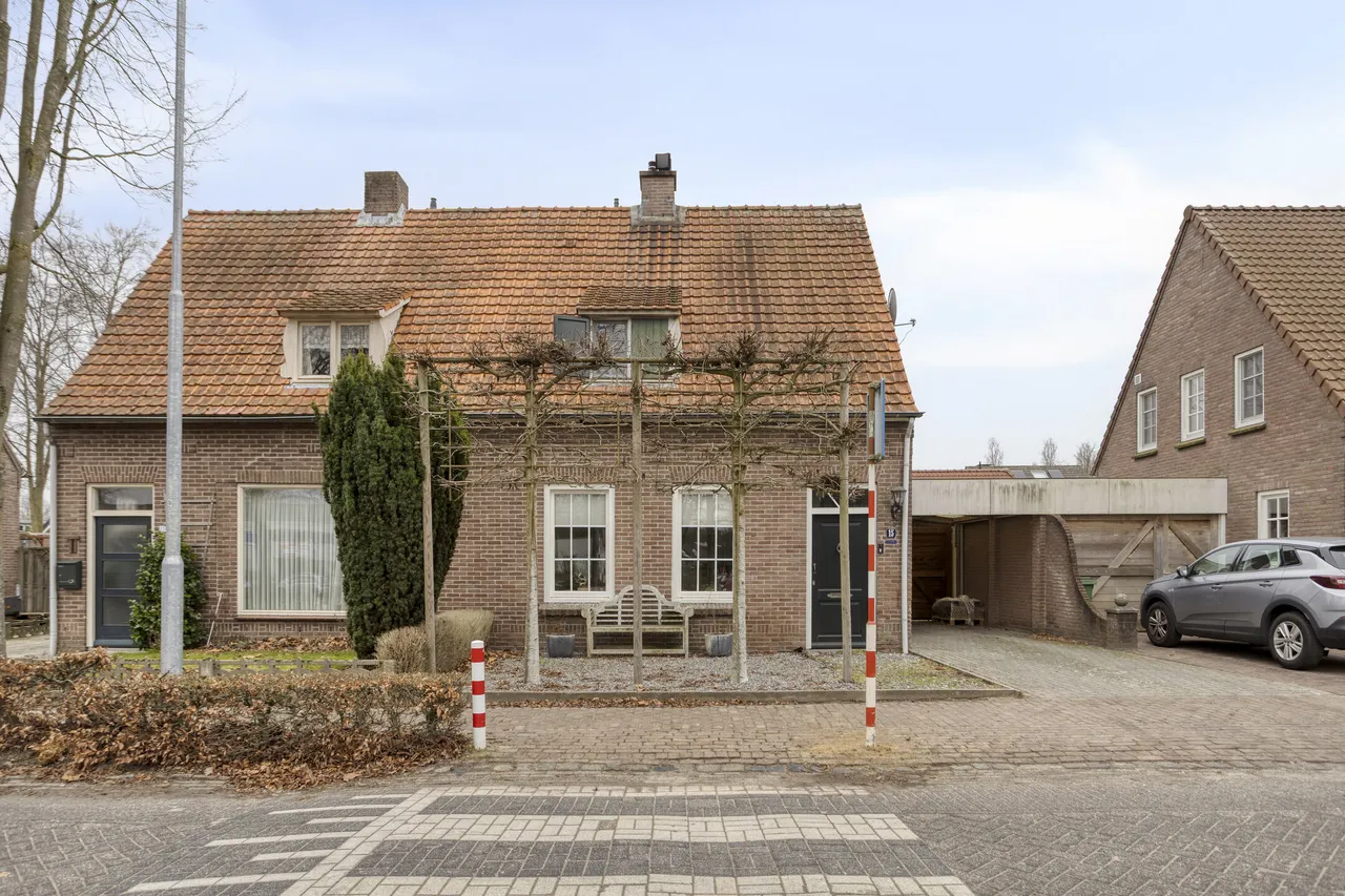 Twee-onder-één-kap te koop: Steenselseweg 15, Knegsel