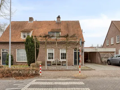 Twee-onder-één-kap te koop: Steenselseweg 15, Knegsel-kom Knegsel