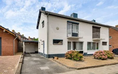 Twee-onder-één-kap te koop: Steenstraat 1, Spaubeek Spaubeek