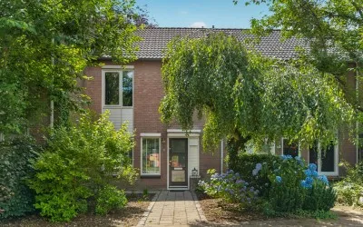 Tussenwoning te koop: Steenstraat 11, Limbeek-Zuid Eindhoven