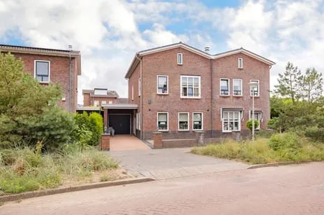 Twee-onder-één-kap te koop: Steentijm 38, Keetbergbuurt Ijmuiden