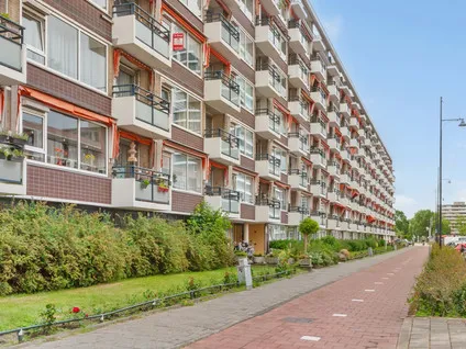 Appartement te koop: Steenvoordelaan 419, Artiestenbuurt Rijswijk