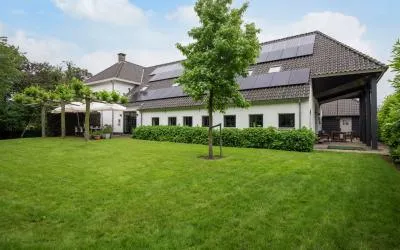 Vrijstaande woning te koop: Steenweg 2, Haaften Haaften