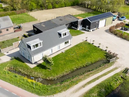 Vrijstaande woning te koop: Steenweg 2, Waardenburg-West Waardenburg