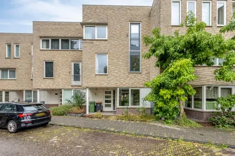 Tussenwoning te huur: Stekelbaarssingel 24, De Vissen 'S-Gravenhage