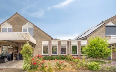 Tussenwoning te koop: Stekelzegge 15, Zuidoost Duiven