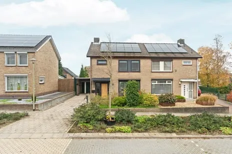 Twee-onder-één-kap te koop: Stekkenberg 70, Groesbeek Stekkenberg Groesbeek