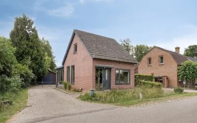 Vrijstaande woning te koop: Stellestraat 11, Buitengebied Hulst Hulst