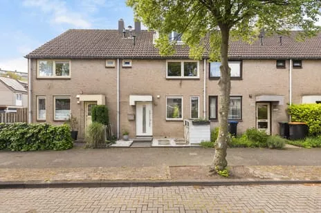 Tussenwoning te koop: Stellingmolen 24, Steendijkpolder Noord Maassluis