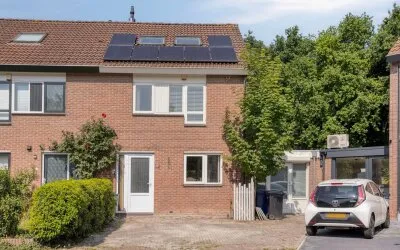 Tussenwoning te koop: Stellingmolenstraat 67, Molenbuurt Oost Almere