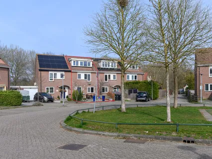 Tussenwoning te koop: Stellingmolenstraat 79, Molenbuurt Oost Almere