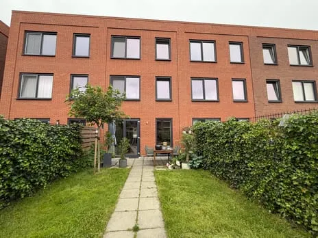 Tussenwoning te huur: Stelplaats 67, Berflo Es Noord Hengelo