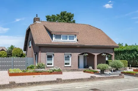 Vrijstaande woning te koop: Stenen Brug 14A, Schaesberg Centrum Landgraaf
