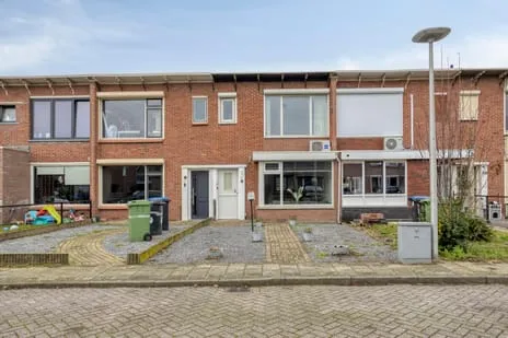 Tussenwoning te koop: Stenenhoef 29, Ossendrecht Ossendrecht