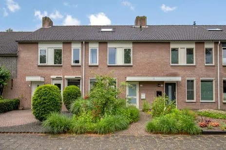 Tussenwoning te koop: Steph Zoetmulderdreef 116, Waalre Waalre