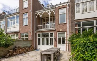 Tussenwoning te huur: Stephensonstraat 22, Koningsplein e.o. 'S-Gravenhage