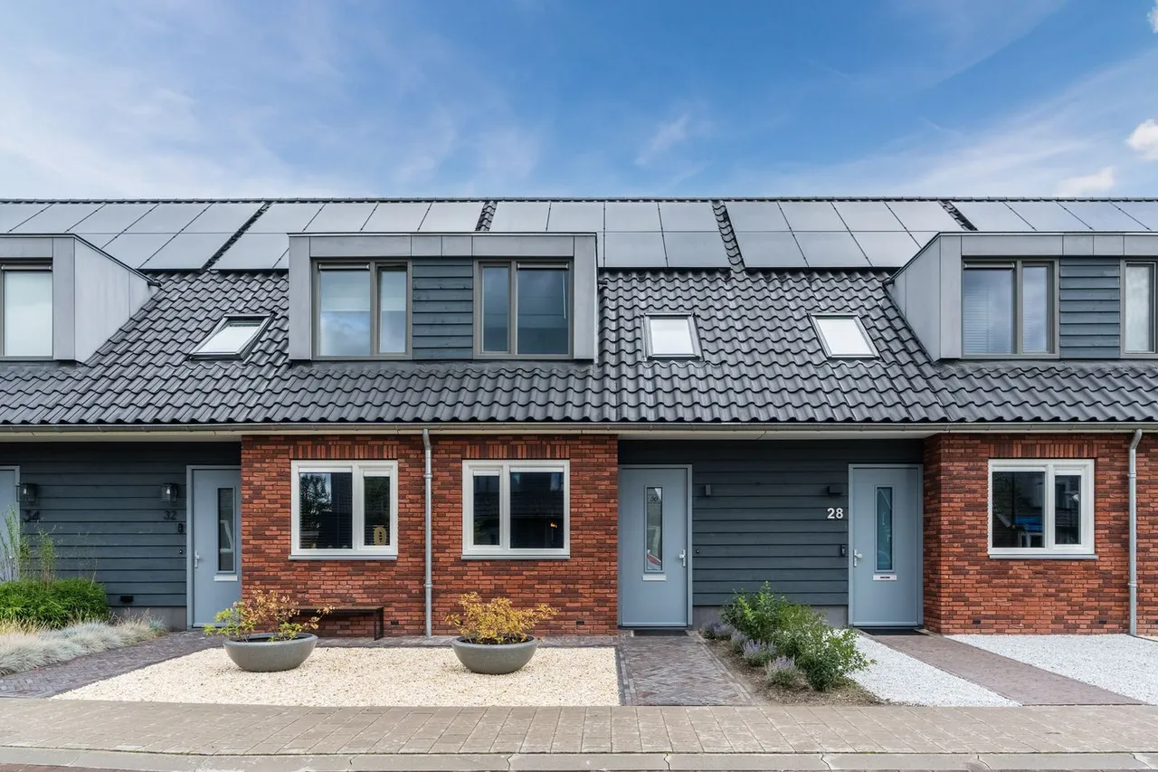 Tussenwoning te koop: Sterakkers 30, Hoogeloon