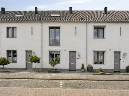 Tussenwoning te koop: Sterappel 20, Fijnaart Fijnaart