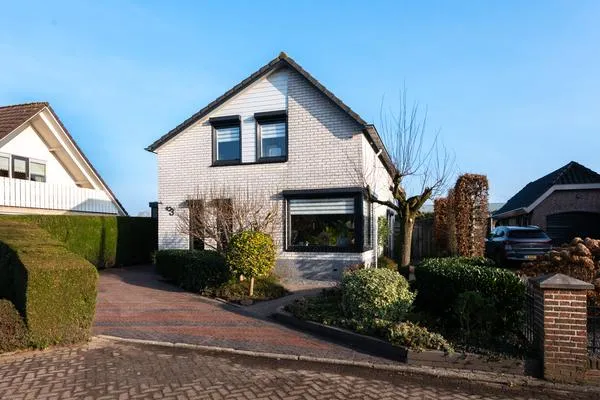 Vrijstaande woning te koop: Sterappel 3, Dodewaard