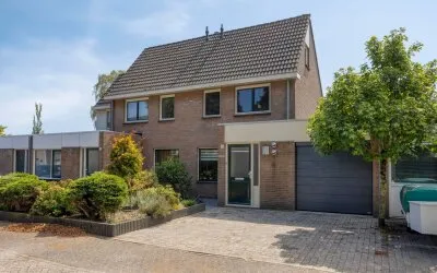 Tussenwoning te koop: Sterappel 49, Uden