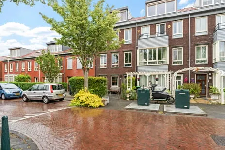 Tussenwoning te koop: Sternlaan 37, Morgenweide 'S-Gravenhage