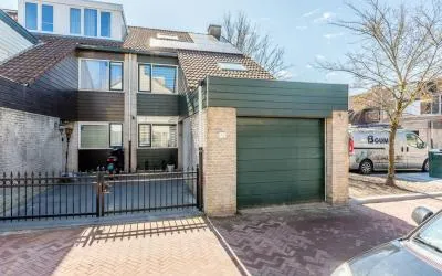 Hoekwoning te koop: Steurendaal 32, Kraayenstein en Vroondaal 'S-Gravenhage