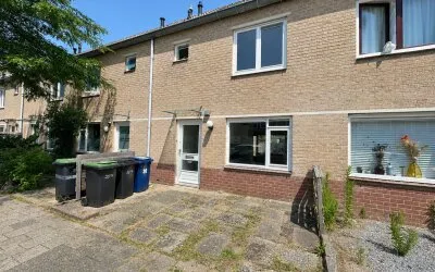 Terraced house for rent: Steven Vennecoolstraat 30, Bouwmeesterbuurt West Almere