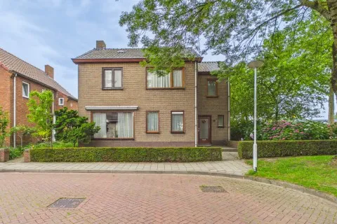 Detached house for sale: Stevensstraat 14, Kern Sas van Gent Sas Van Gent