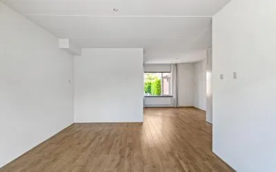 Hoekwoning te koop: Stiekemastraat 1, Kloosterburen Kloosterburen