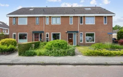 Tussenwoning te koop: Stiekemastraat 4, Kloosterburen Kloosterburen