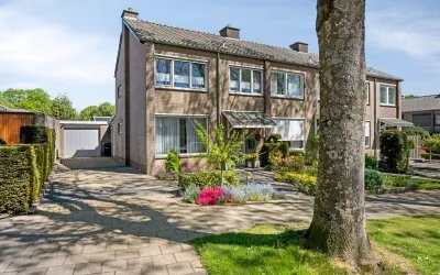 Hoekwoning te koop: Stikkerstraat 53, Geleen-Zuid Geleen