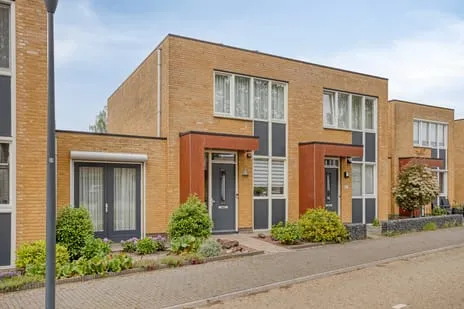 Tussenwoning te koop: Stillendijk 22, Grasrijk Eindhoven