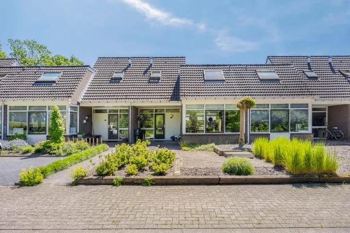 Tussenwoning te koop: Stinsenweg 4A, Roden West Roden