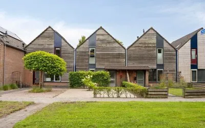 Tussenwoning te koop: Stinsenweg 52, Roden West Roden