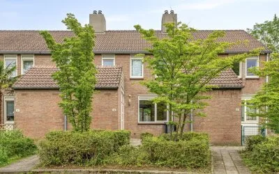 Tussenwoning te koop: Stinsstraat 9, Zeswegen Heerlen