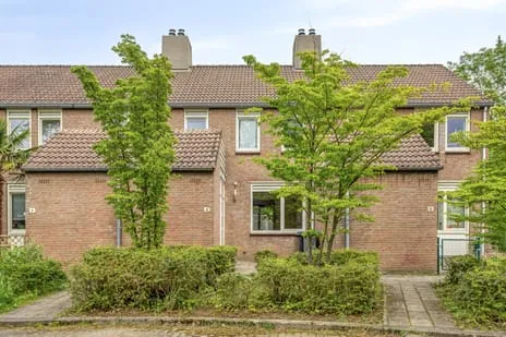 Tussenwoning te koop: Stinsstraat 9, Zeswegen Heerlen